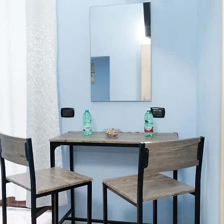 ゲストハウス The Brothers エルコラーノ