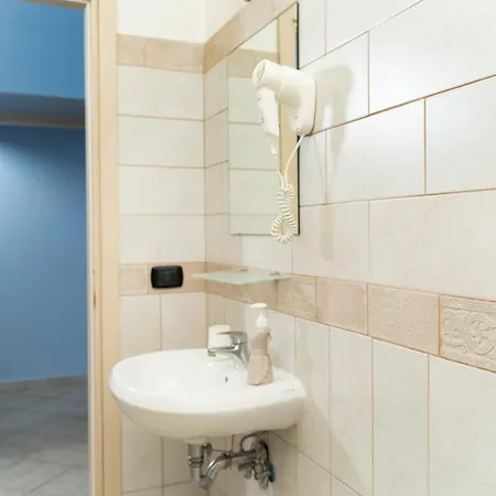 ゲストハウス The Brothers *